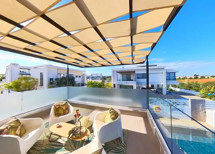 Billy\'S Place Protaras Luxury Villa With Private Pool With Heated Pool Option For Autumn And Winter Months