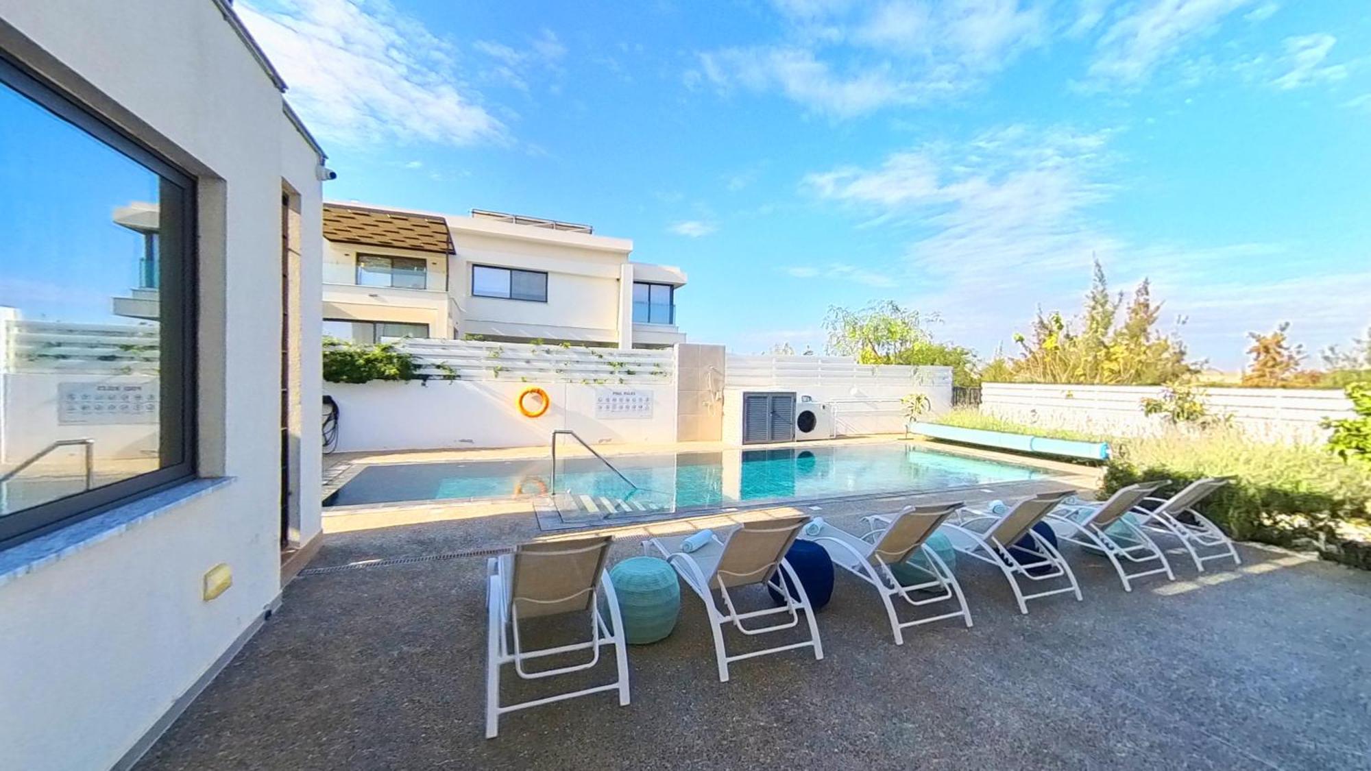 Villa Billy's Place Protaras Luxury With Private Pool With Heated Pool Option For Autumn And Winter Months