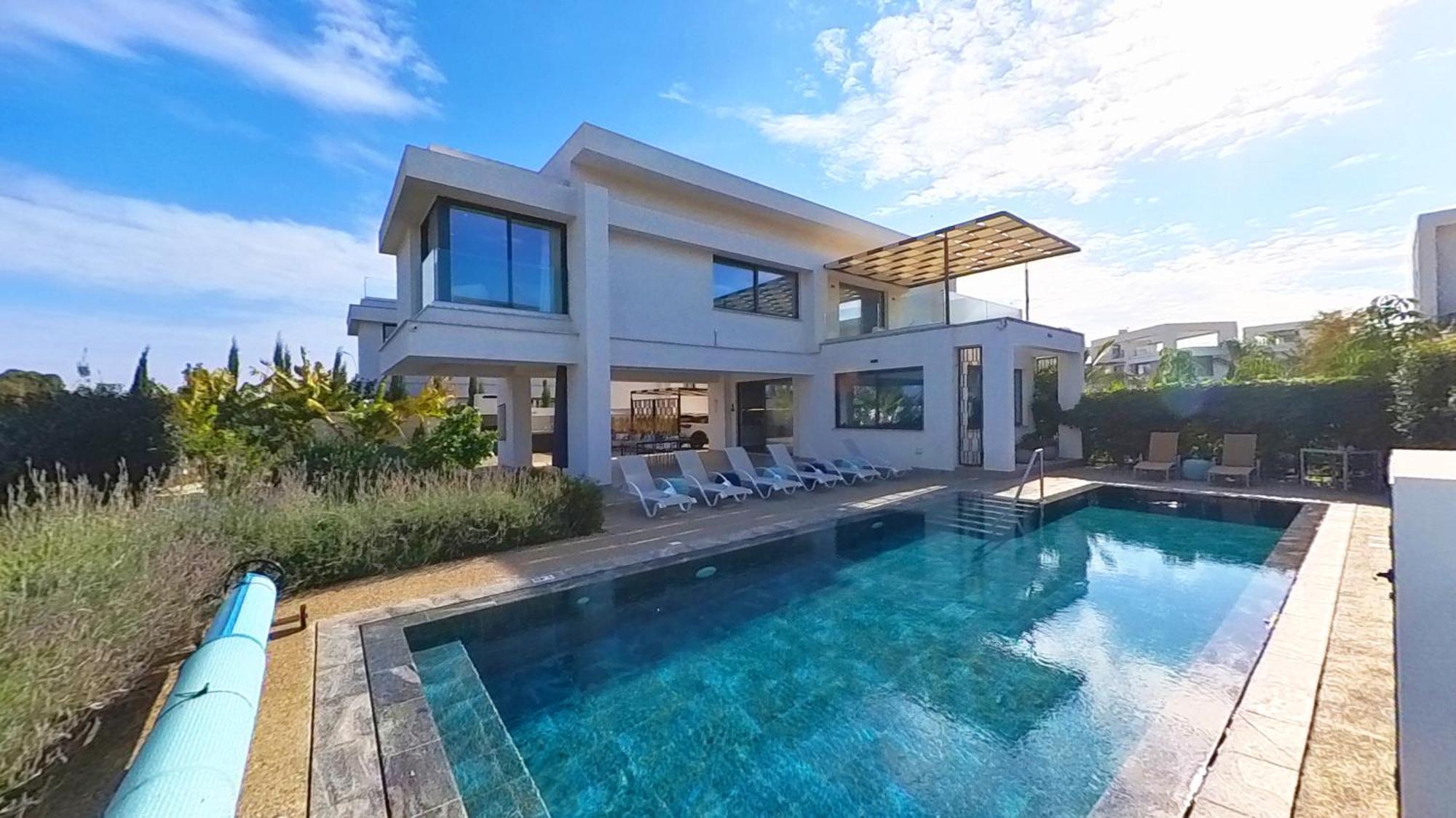 Villa Billy's Place Protaras Luxury With Private Pool With Heated Pool Option For Autumn And Winter Months *