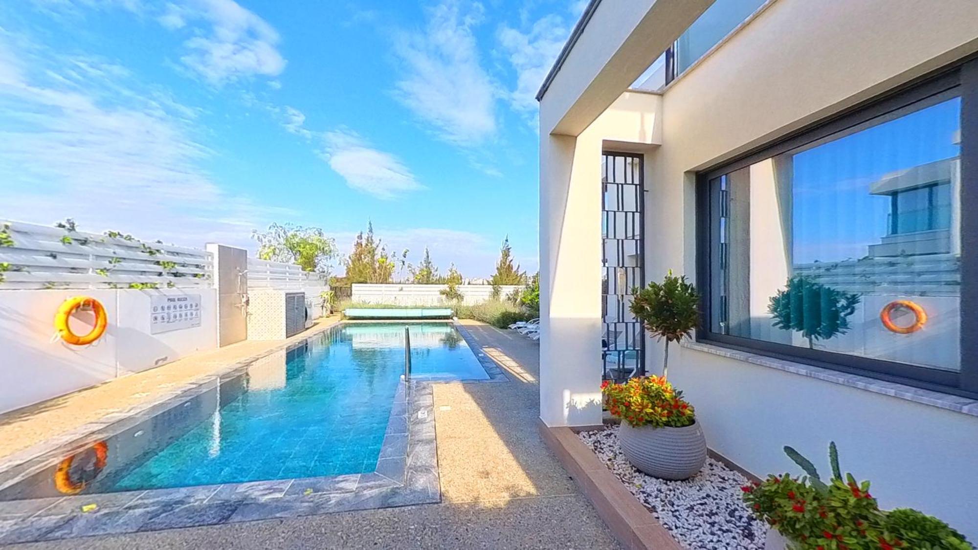 Billy's Place Protaras Luxury With Private Pool With Heated Pool Option For Autumn And Winter Months Villa Paralimni